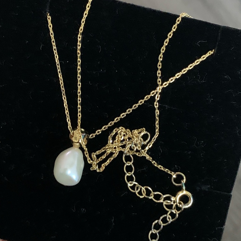 Gold Chain Necklace with White Pearl Drop Pendant